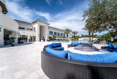Mizner-Country-Club-Pool-Outdoor-Seating
